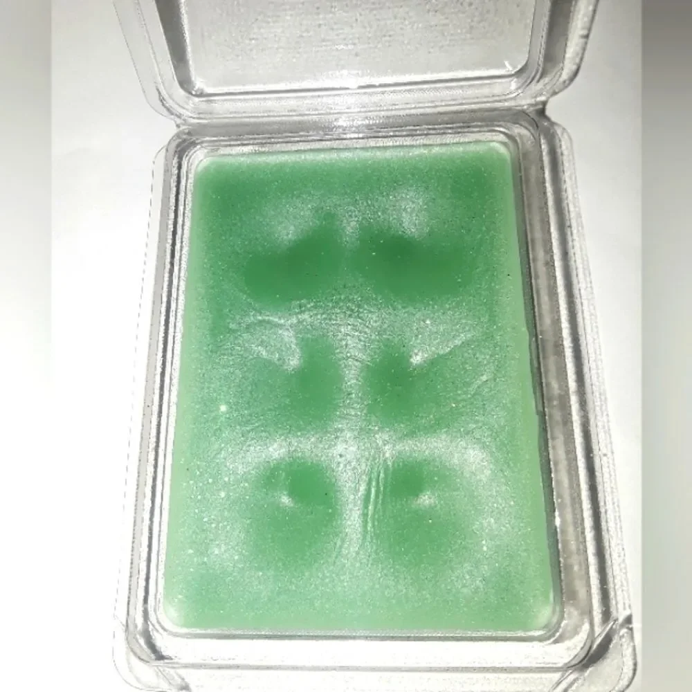 HAND crafted Lily Breeze brand new waxmelt tarts buy1 get 2 free mix n match
